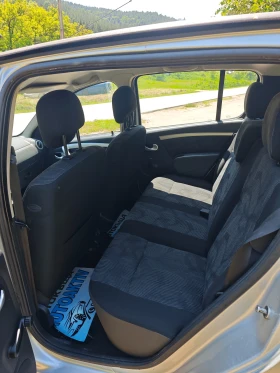 Dacia Sandero 1.4I КЛИМАТИК - 3799 лв. - 11905595 8