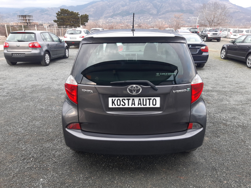 Toyota Verso S КАТО НОВ, снимка 7 - Автомобили и джипове - 43924130