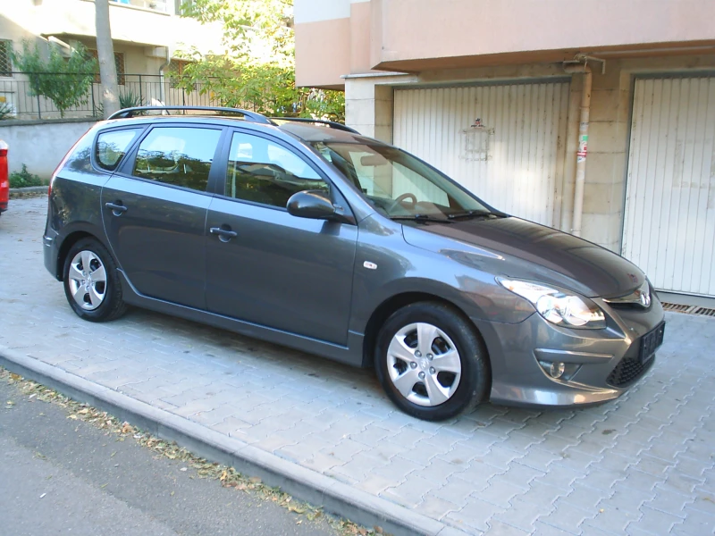 Hyundai I30 1.6 CRDI 90k.c.Comfort, снимка 17 - Автомобили и джипове - 47652426