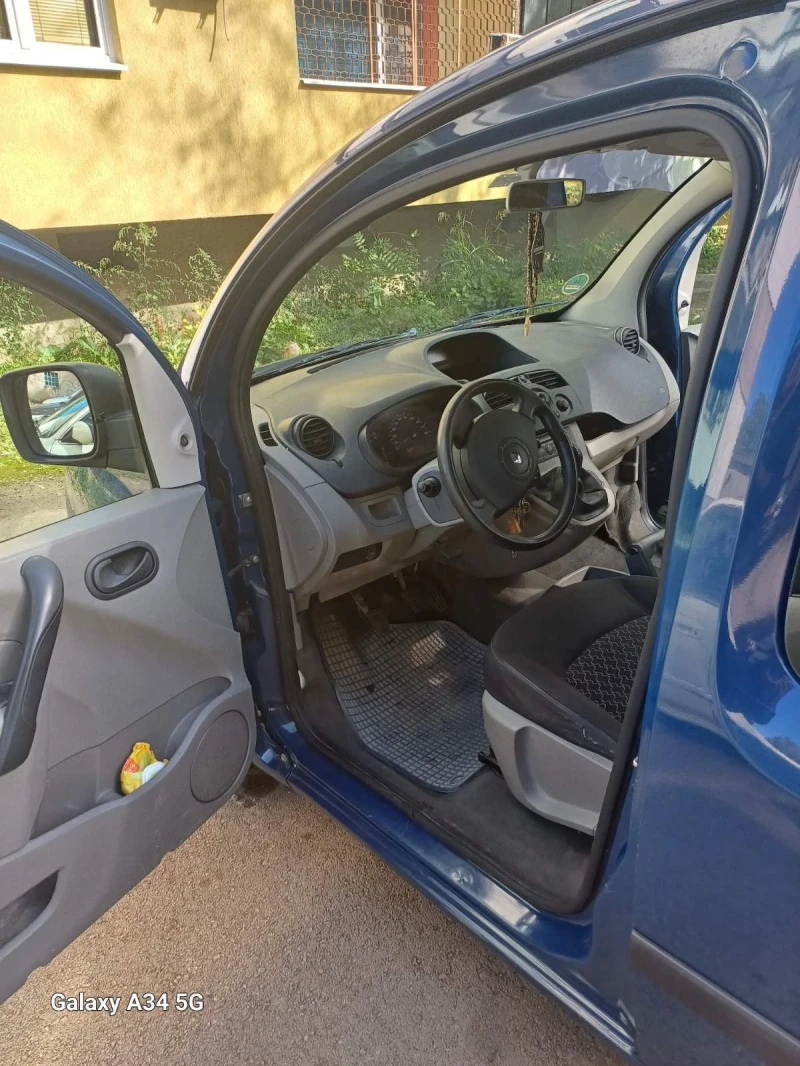 Renault Kangoo 1.5, снимка 8 - Автомобили и джипове - 48395810