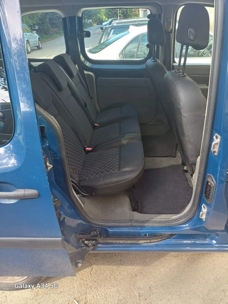 Renault Kangoo 1.5, снимка 6 - Автомобили и джипове - 48395810