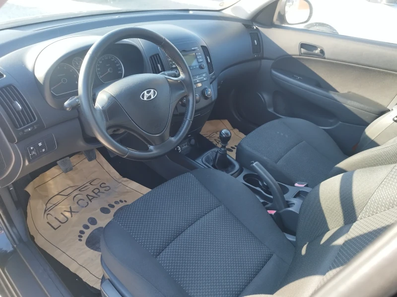 Hyundai I30 1.4 бензин газ, снимка 6 - Автомобили и джипове - 47959419