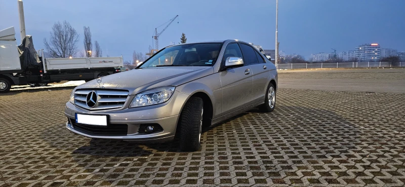 Mercedes-Benz C 200 KOMPRESSOR, снимка 4 - Автомобили и джипове - 48759510