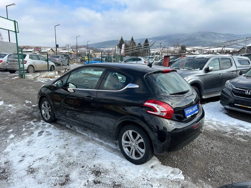 Peugeot 208 1.4HDI EURO5B, снимка 5 - Автомобили и джипове - 49179549