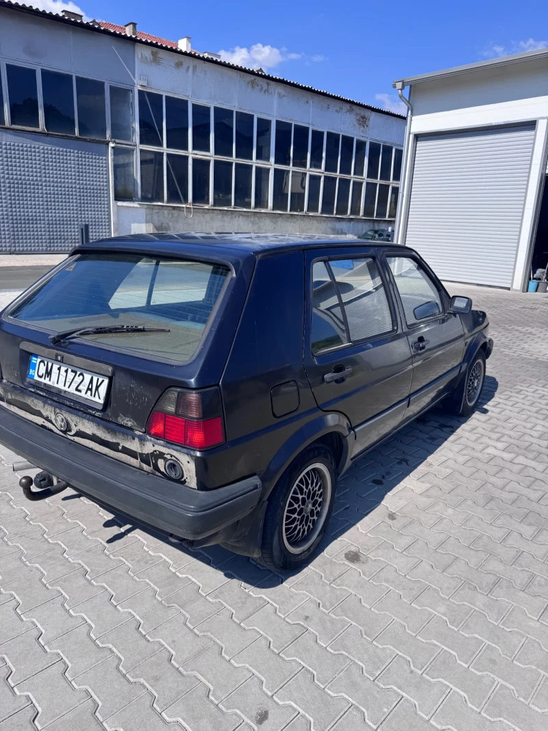 VW Golf 1.6 , снимка 3 - Автомобили и джипове - 51997217