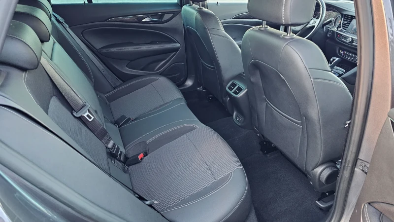 Opel Insignia Germany* Face* Aut.* Masage* LED* Kam.* 174PS* Eur, снимка 13 - Автомобили и джипове - 52616851