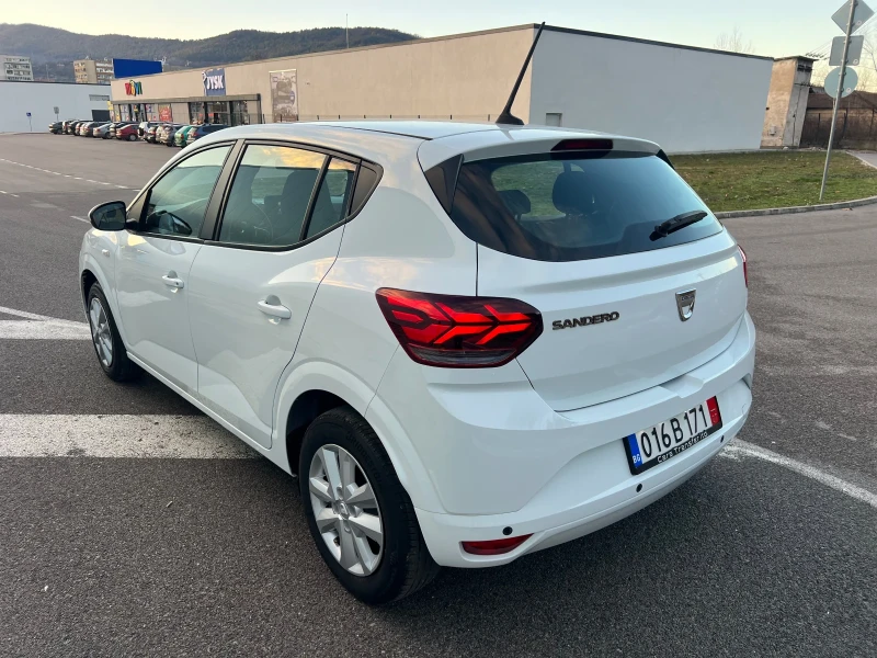 Dacia Sandero 1.0TCE* Фабрична Газ, снимка 6 - Автомобили и джипове - 52799949