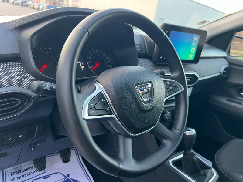 Dacia Sandero 1.0TCE* Фабрична Газ, снимка 13 - Автомобили и джипове - 52799949