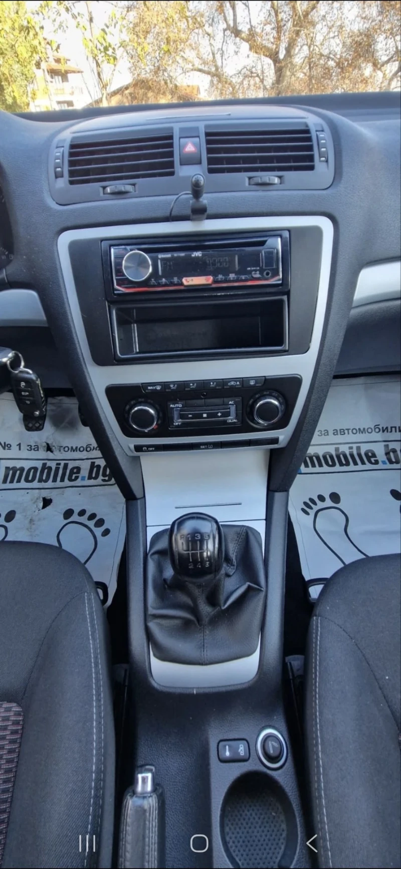 Skoda Octavia 1.4 Фейслифт, снимка 8 - Автомобили и джипове - 52944767