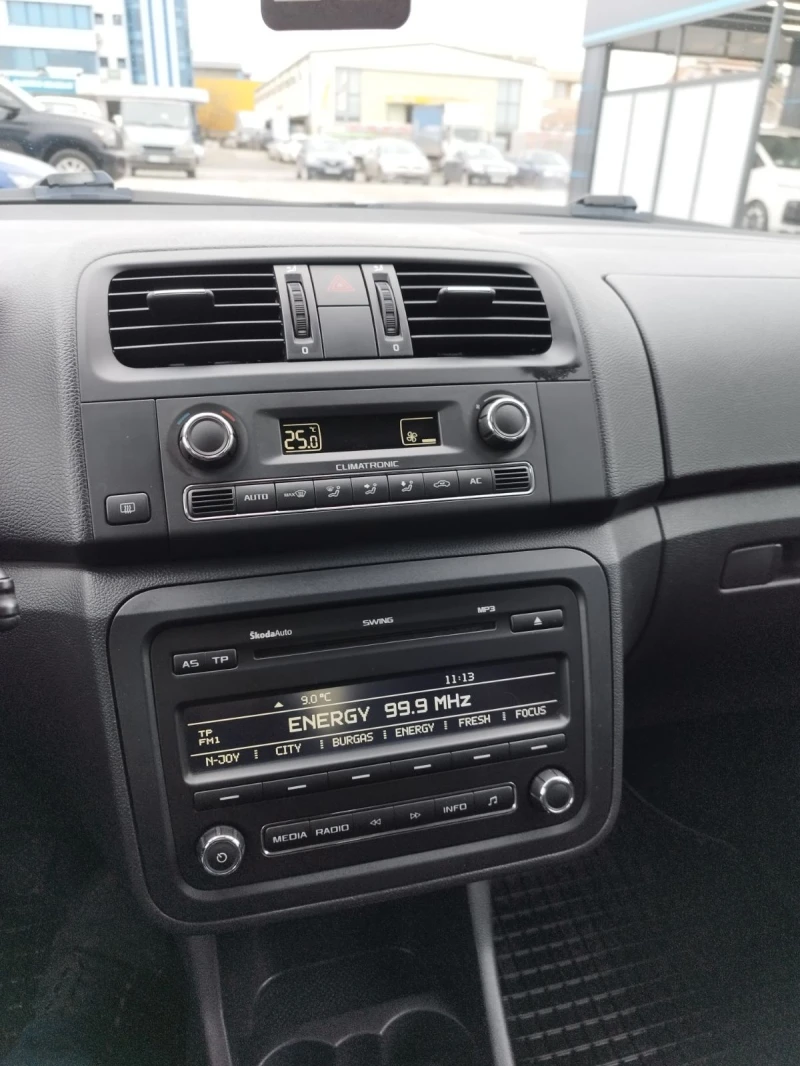 Skoda Fabia, снимка 9 - Автомобили и джипове - 53496481