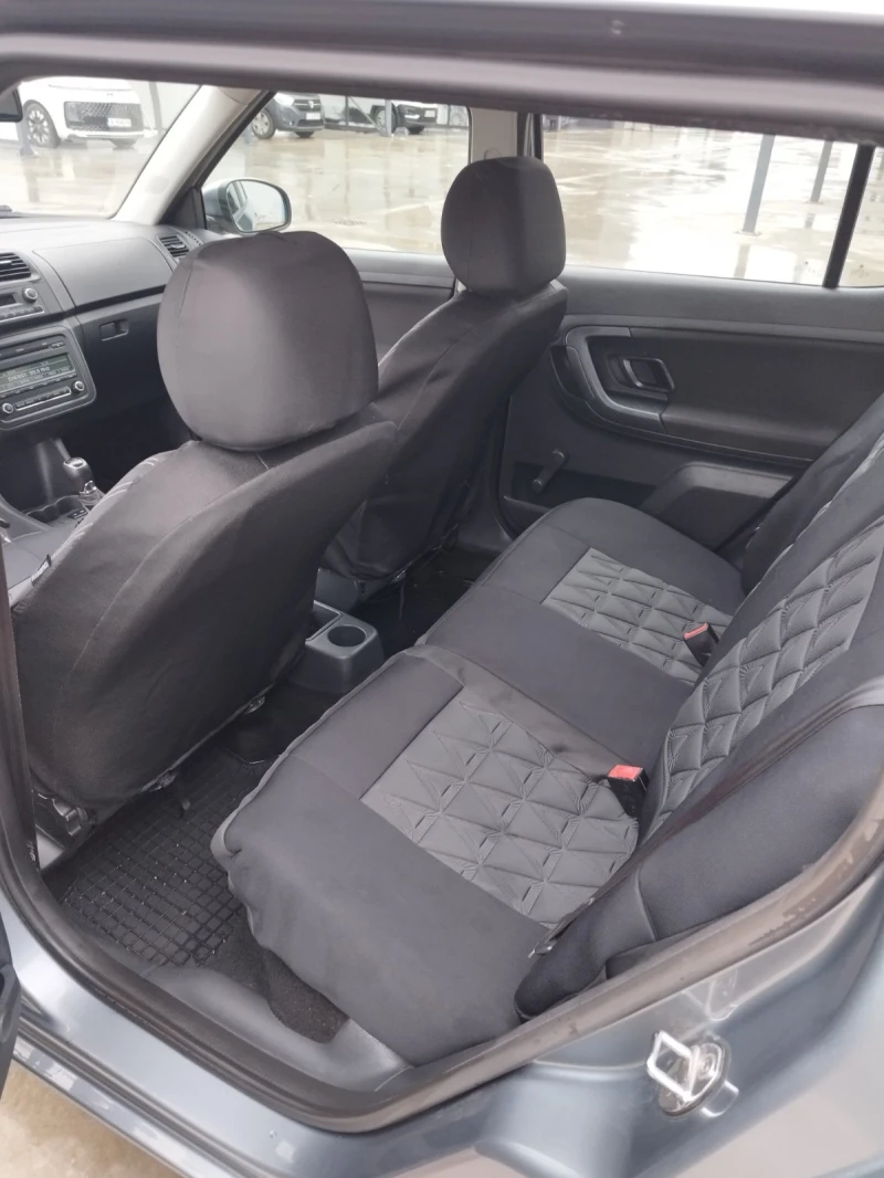 Skoda Fabia, снимка 8 - Автомобили и джипове - 53496481
