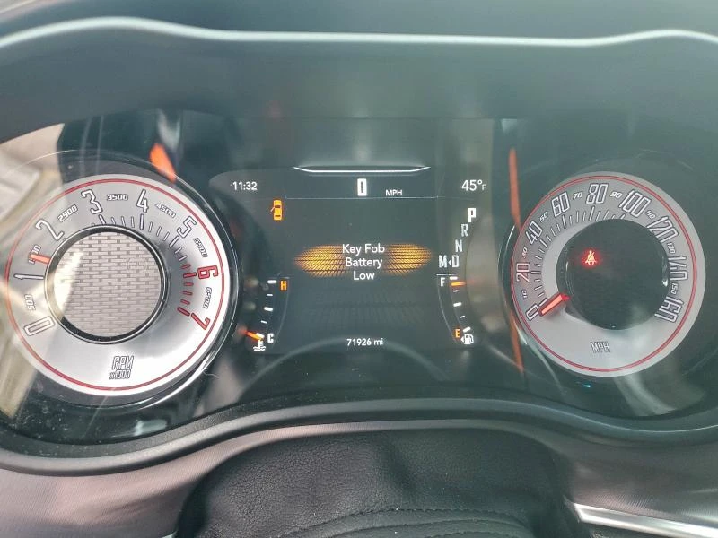 Dodge Challenger R/T 5.7L* V8* 375HP* CARFAX* Клип на мотор - изображение 9