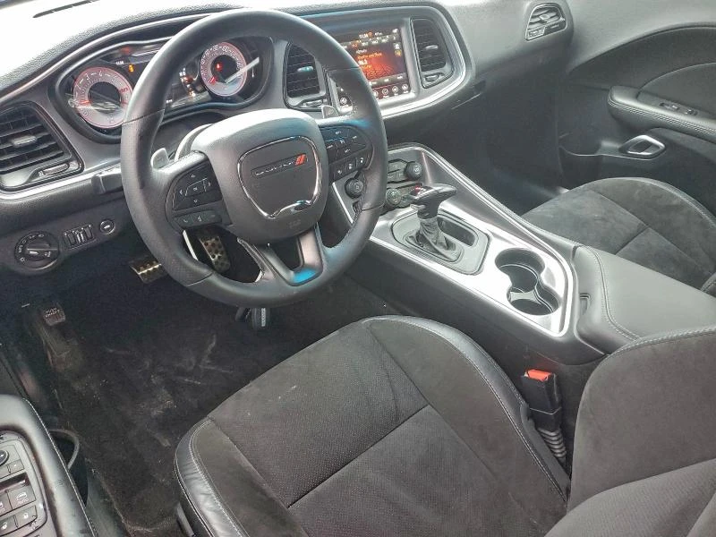 Dodge Challenger R/T 5.7L* V8* 375HP* CARFAX* Клип на мотор - изображение 8