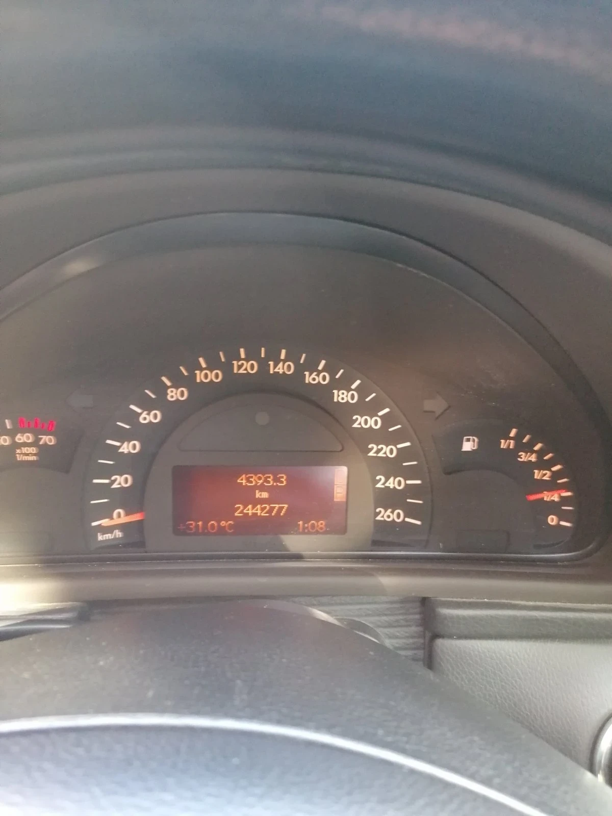 Mercedes-Benz C 180  - изображение 10