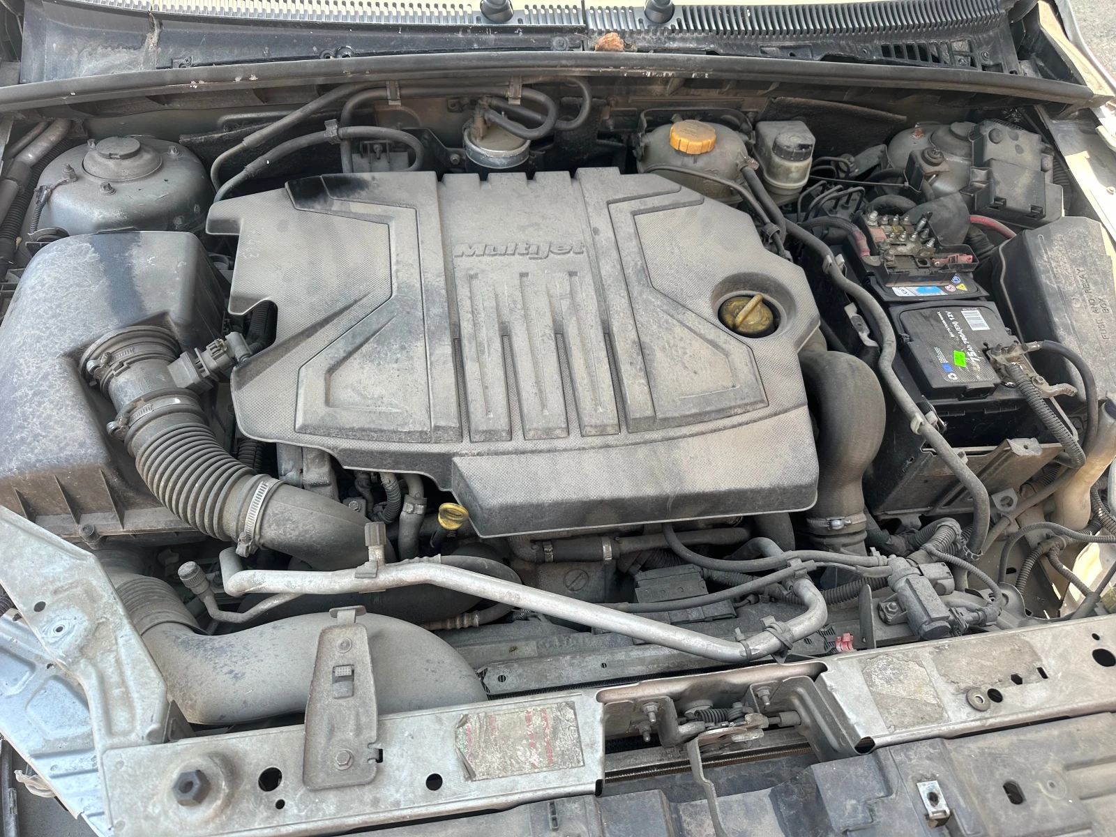 Fiat Croma 1.9 jtdm автоматик - изображение 5