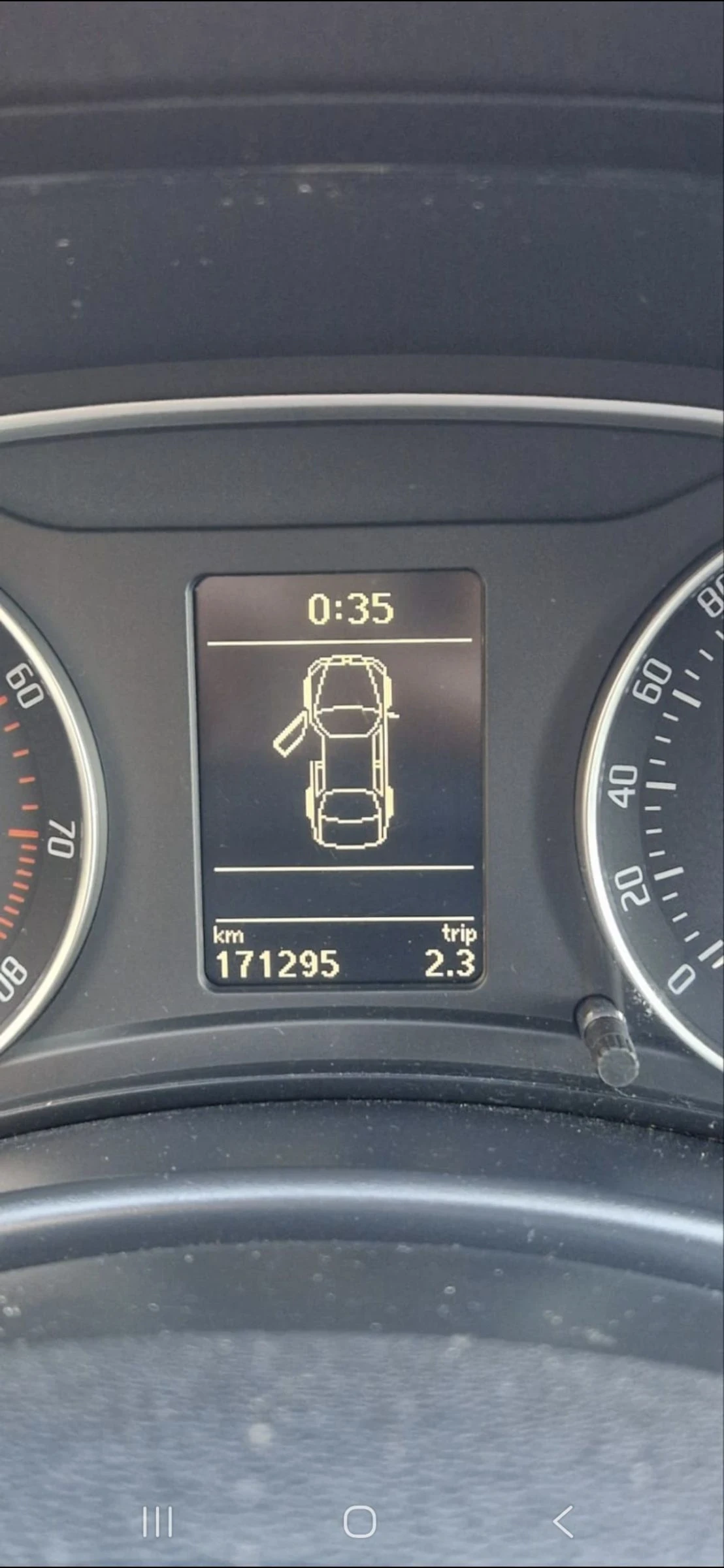 Skoda Octavia 1.4 Фейслифт - изображение 7