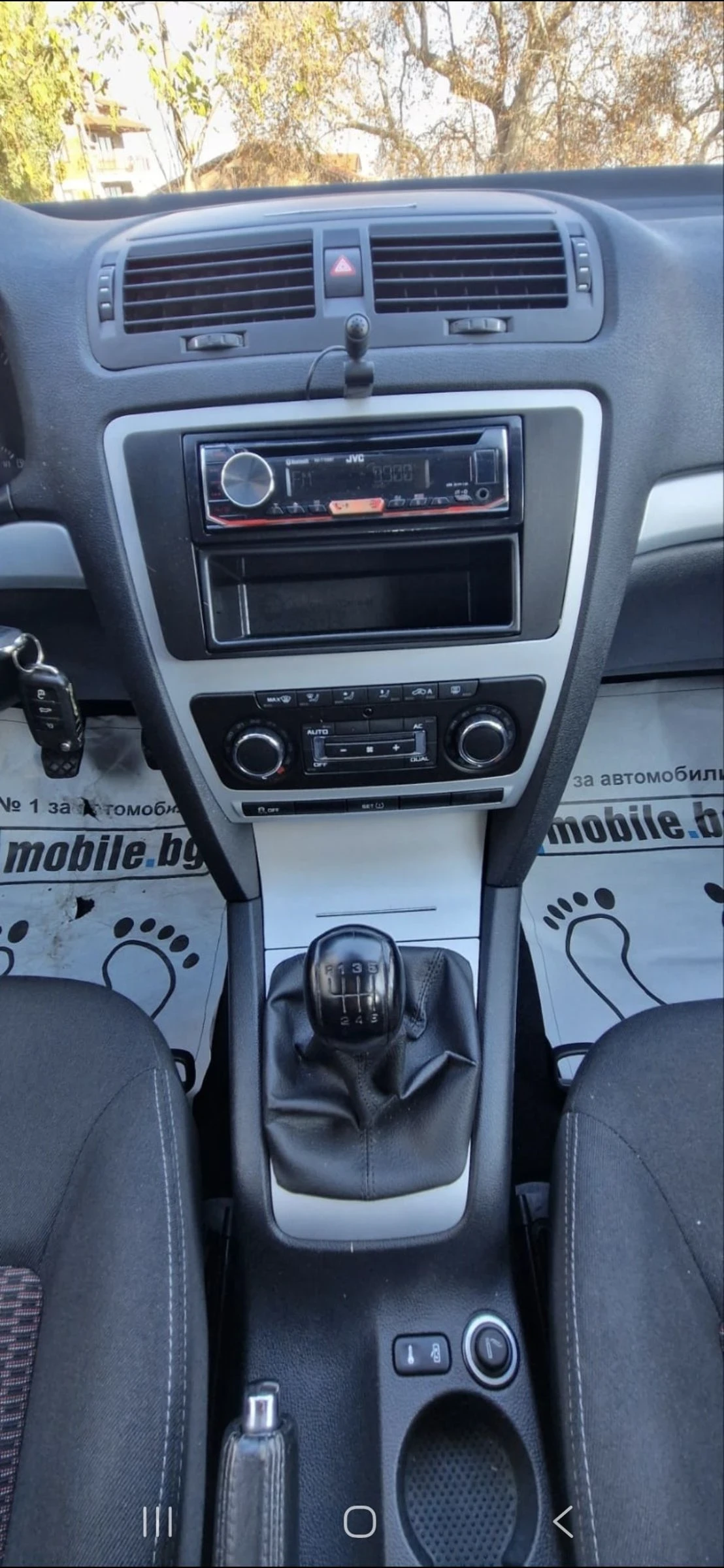 Skoda Octavia 1.4 Фейслифт - изображение 8