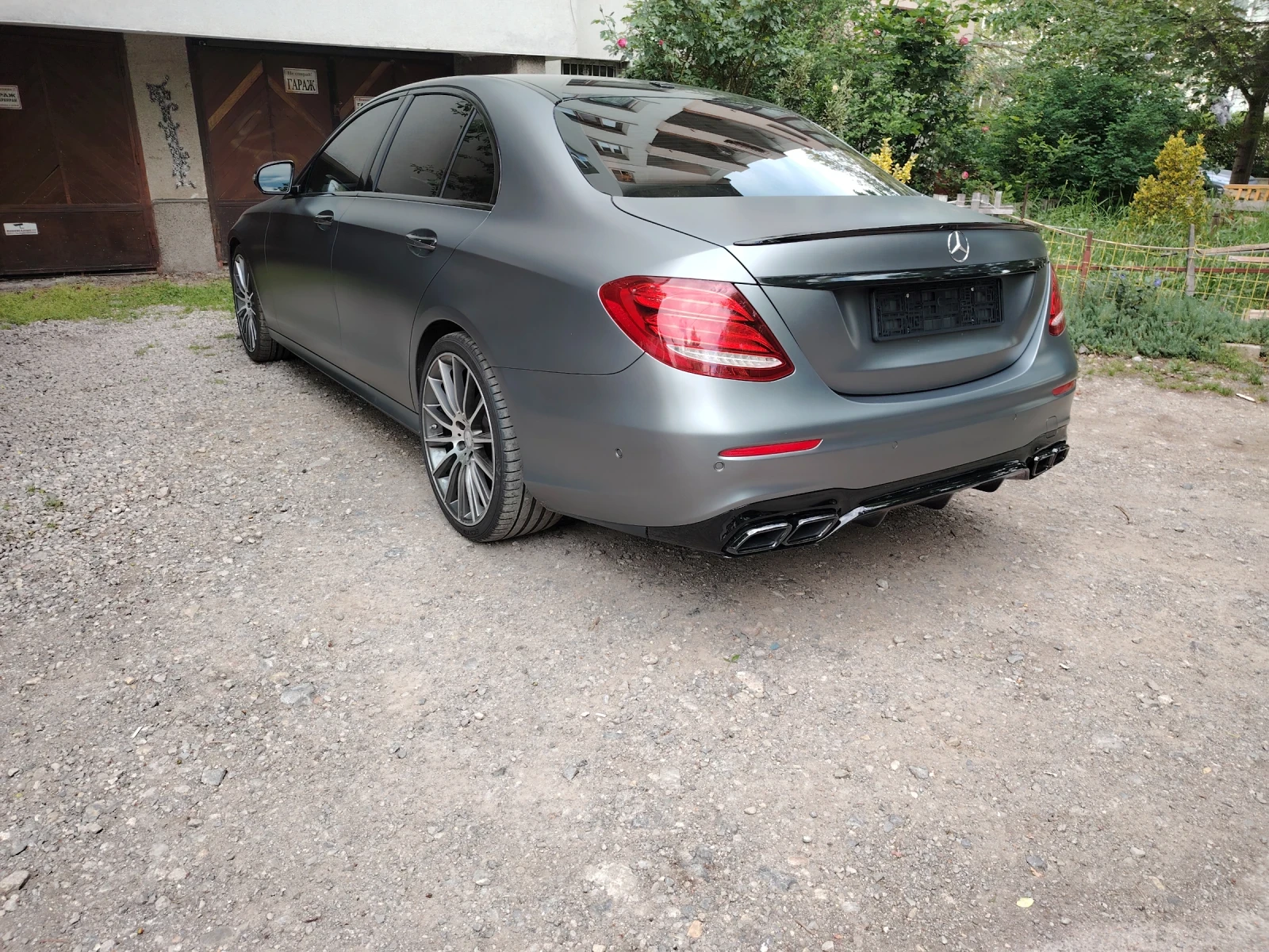 Mercedes-Benz E 300, снимка 3 - Автомобили и джипове - 53783259