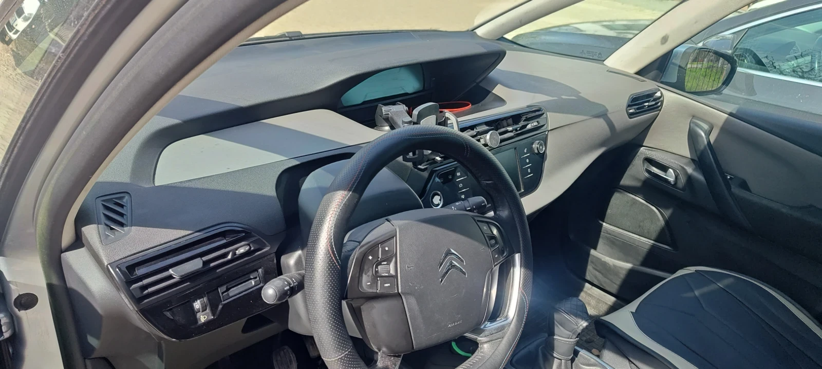 Citroen C4 Picasso, снимка 2 - Автомобили и джипове - 53873148