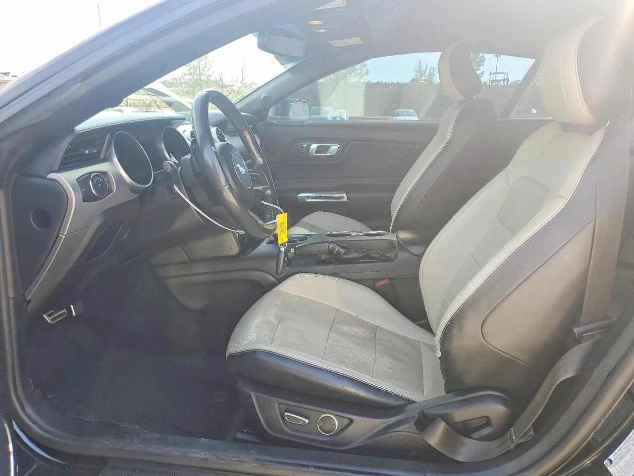 Ford Mustang 2.3 ecoboost, снимка 4 - Автомобили и джипове - 54136672