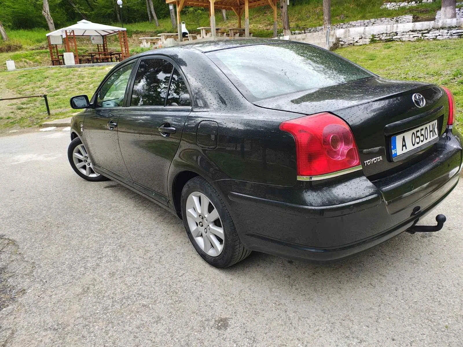 Toyota Avensis, снимка 3 - Автомобили и джипове - 54404875