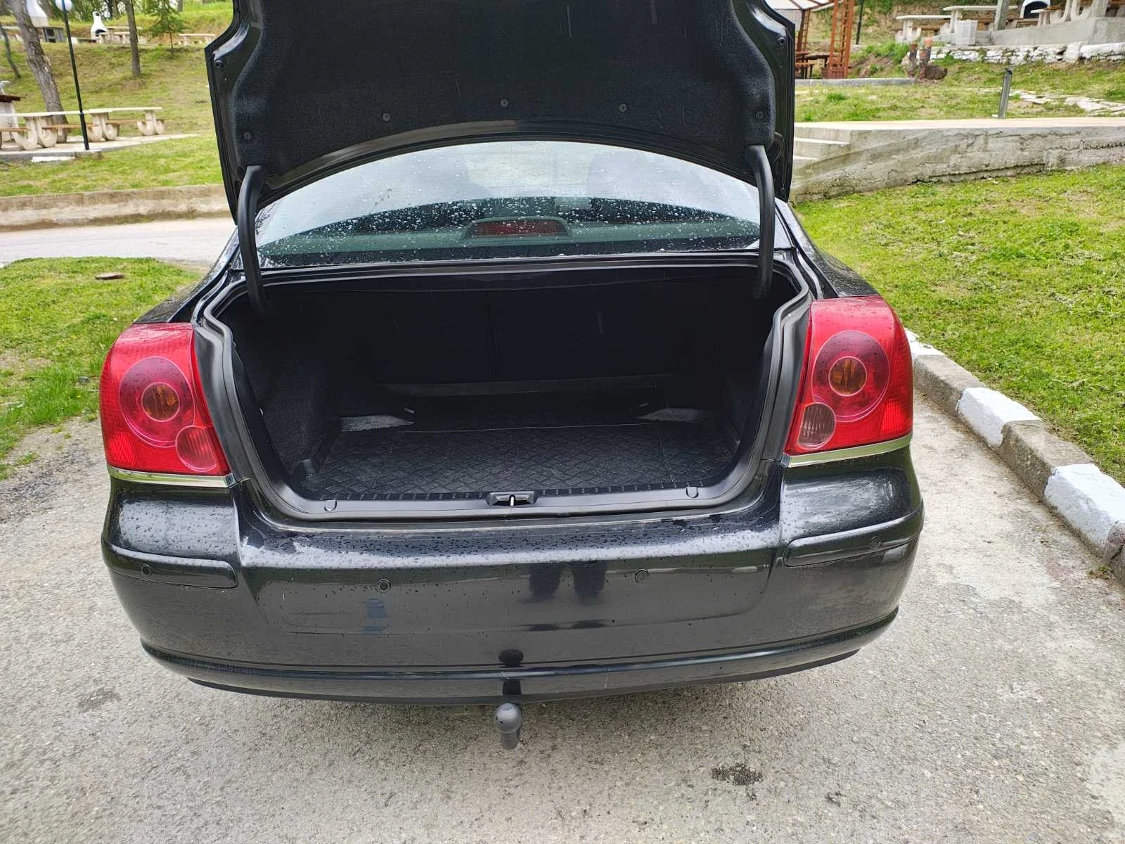 Toyota Avensis, снимка 6 - Автомобили и джипове - 54404875