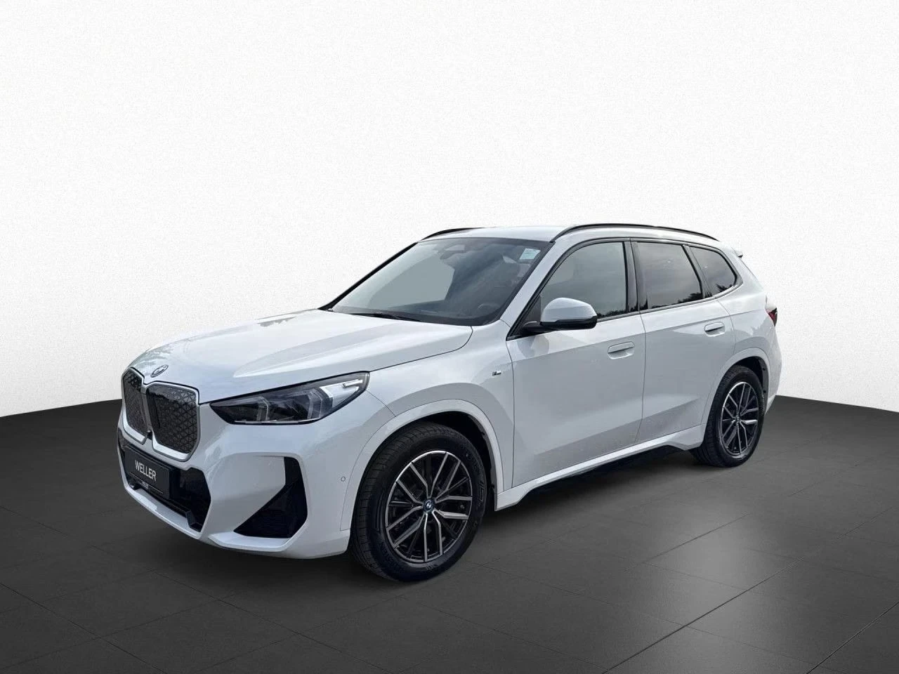 BMW iX1 xDrive30 M-Sport Ad.LED DISTR 360* HUD Winter Pack | Mobile.bg � ����������� 2