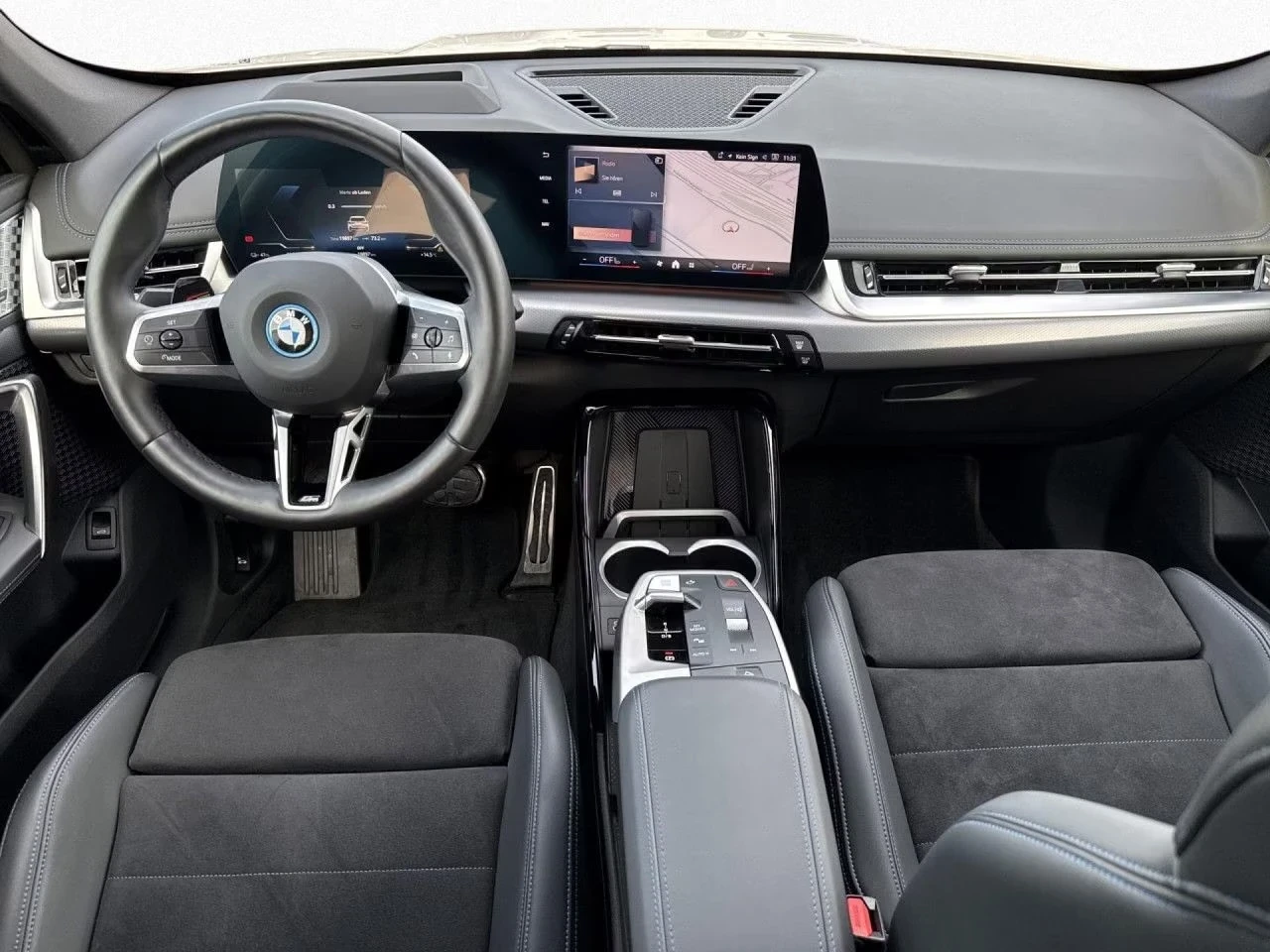 BMW iX1 xDrive30 M-Sport Ad.LED DISTR 360* HUD Winter Pack | Mobile.bg � ����������� 9