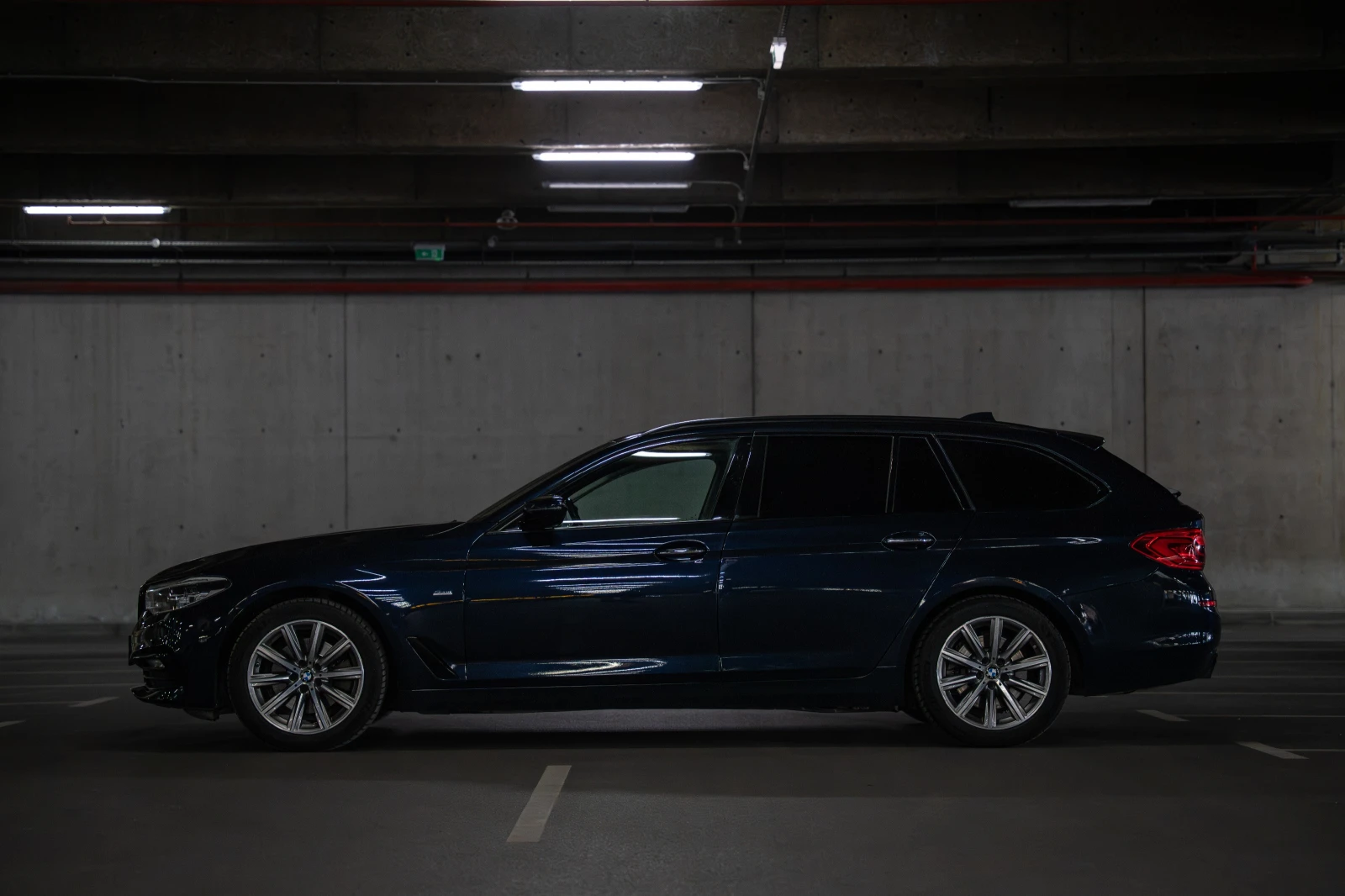 BMW 520 xDrive* Head up, снимка 6 - Автомобили и джипове - 54634223