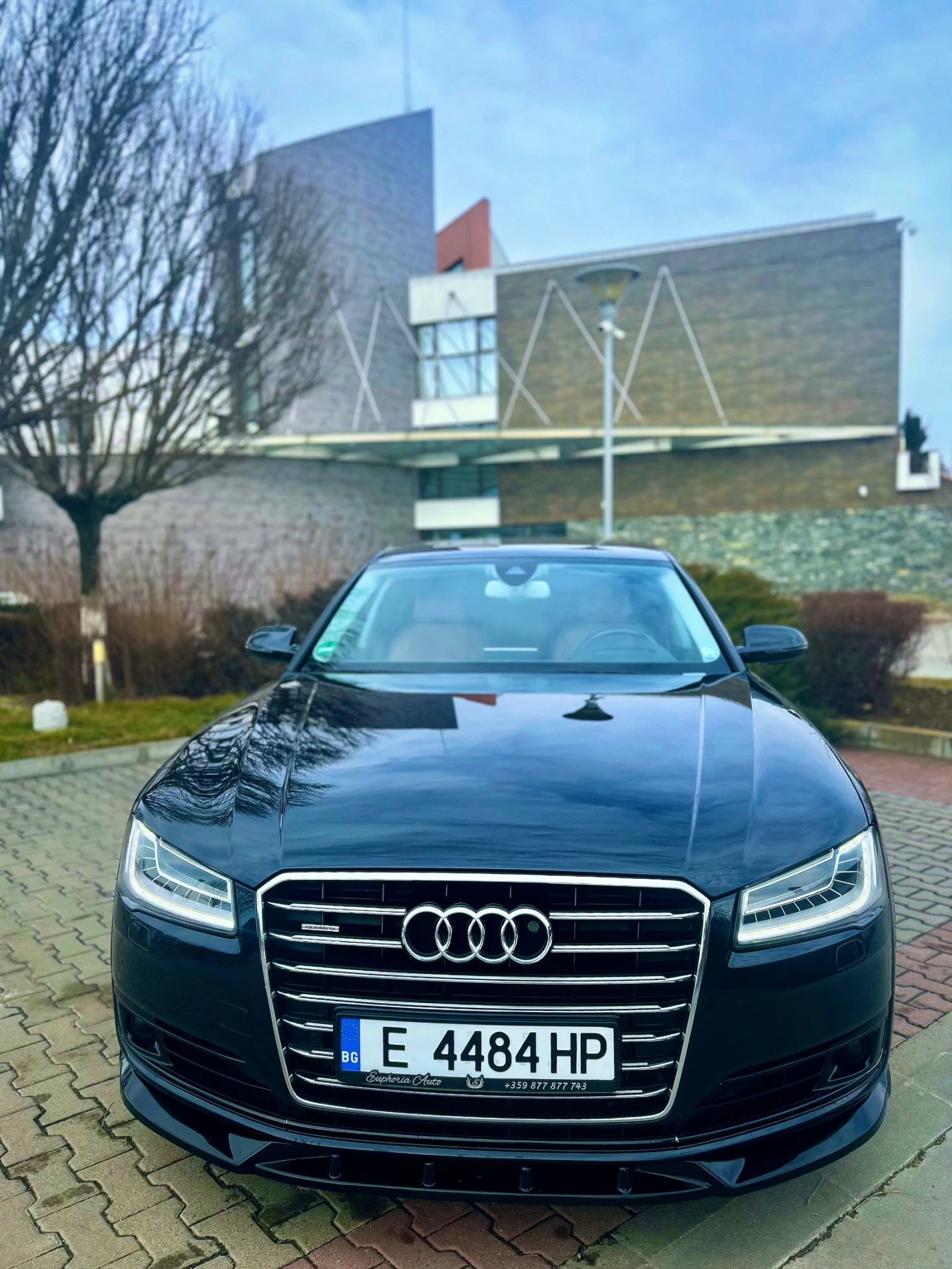 Audi A8  4.2TDI Matrix/Bose/Designo, снимка 3 - Автомобили и джипове - 54749454