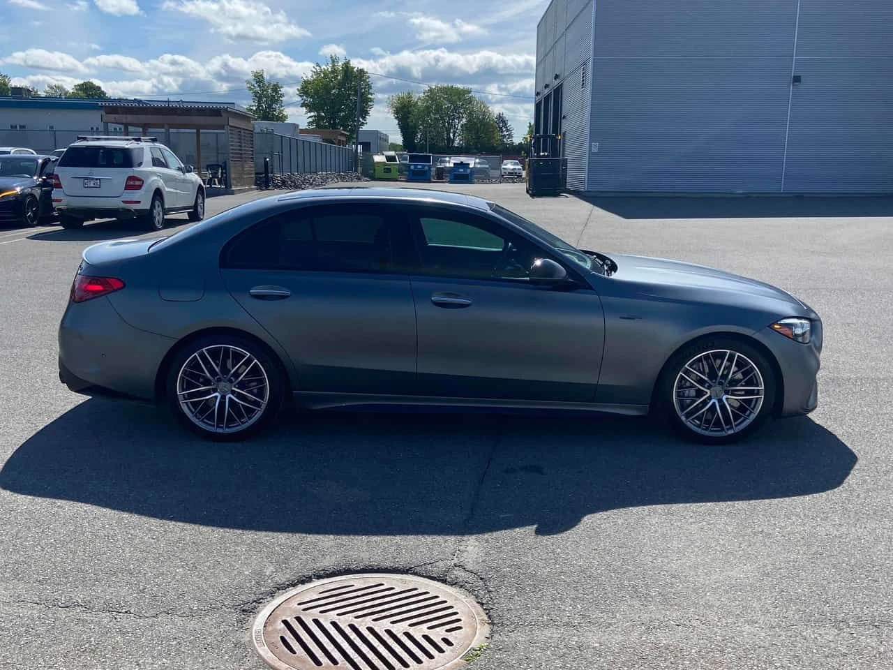 Mercedes-Benz C 43 AMG * ГЛАВНО ПРЕДСТАВИТЕЛСТВО* ПАНОРАМА* 360КАМ* ДИСТР, снимка 4 - Автомобили и джипове - 54807032