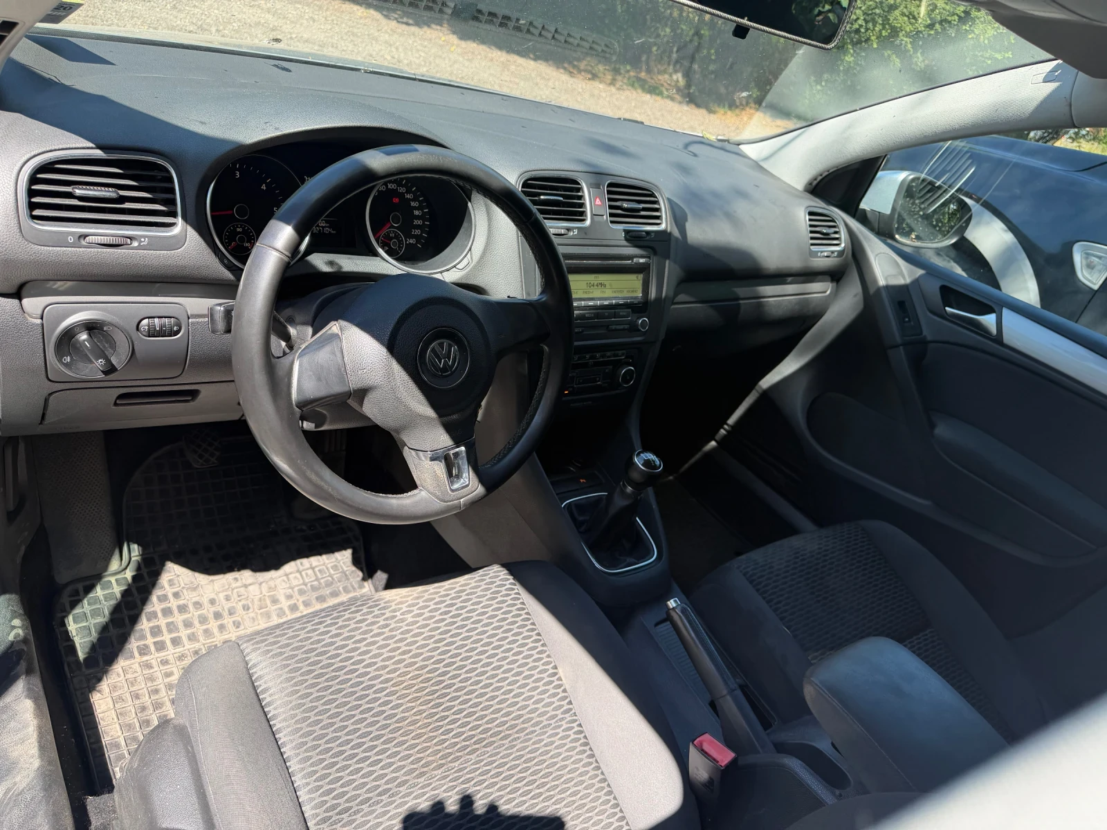 VW Golf, снимка 4 - Автомобили и джипове - 55161397