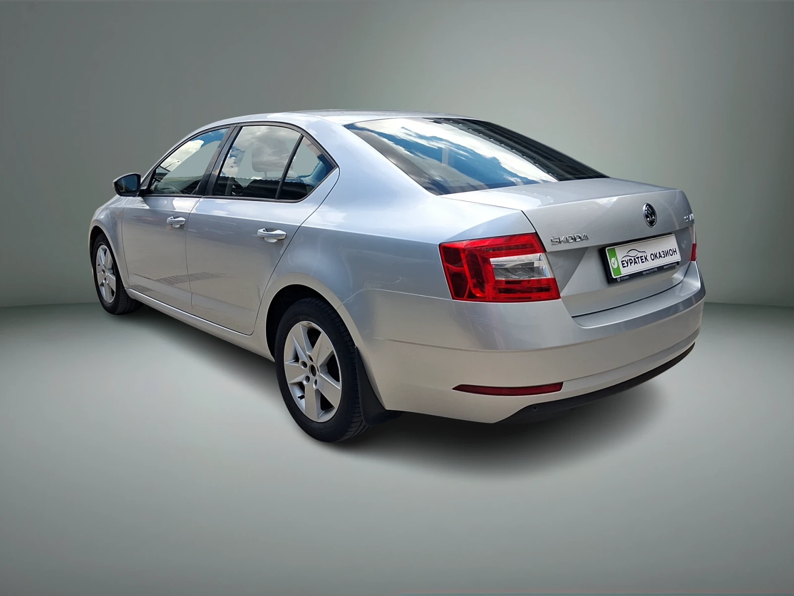 Skoda Octavia  Амбишън 1, 6 TDI-CR / 85 kW / 115 к.с., 7DSG, DPF, снимка 3 - Автомобили и джипове - 55282923