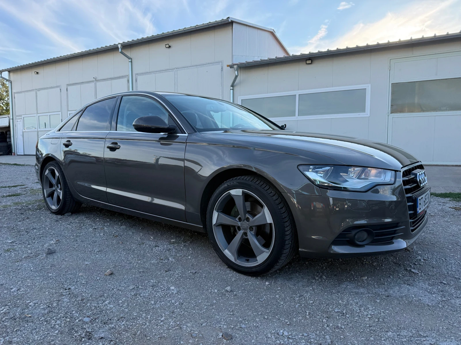 Audi A6 3.0, снимка 5 - Автомобили и джипове - 56135925