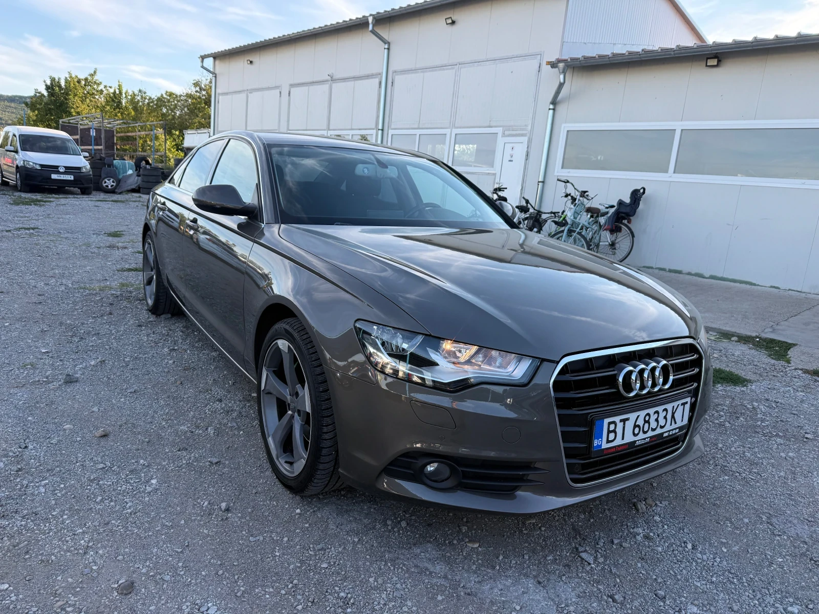 Audi A6 3.0, снимка 4 - Автомобили и джипове - 56135925