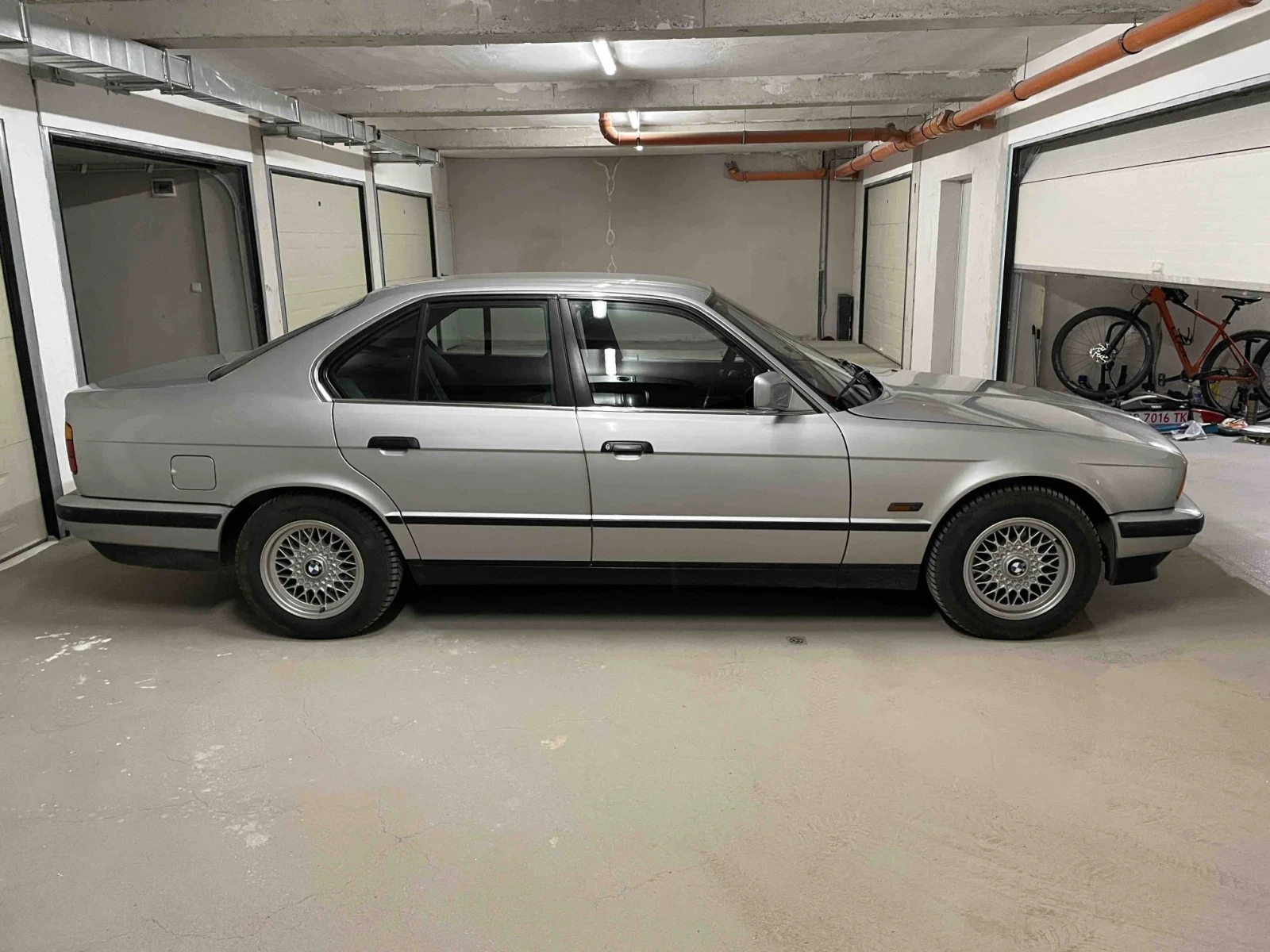 BMW 520 За колекционери, снимка 3 - Автомобили и джипове - 56299943