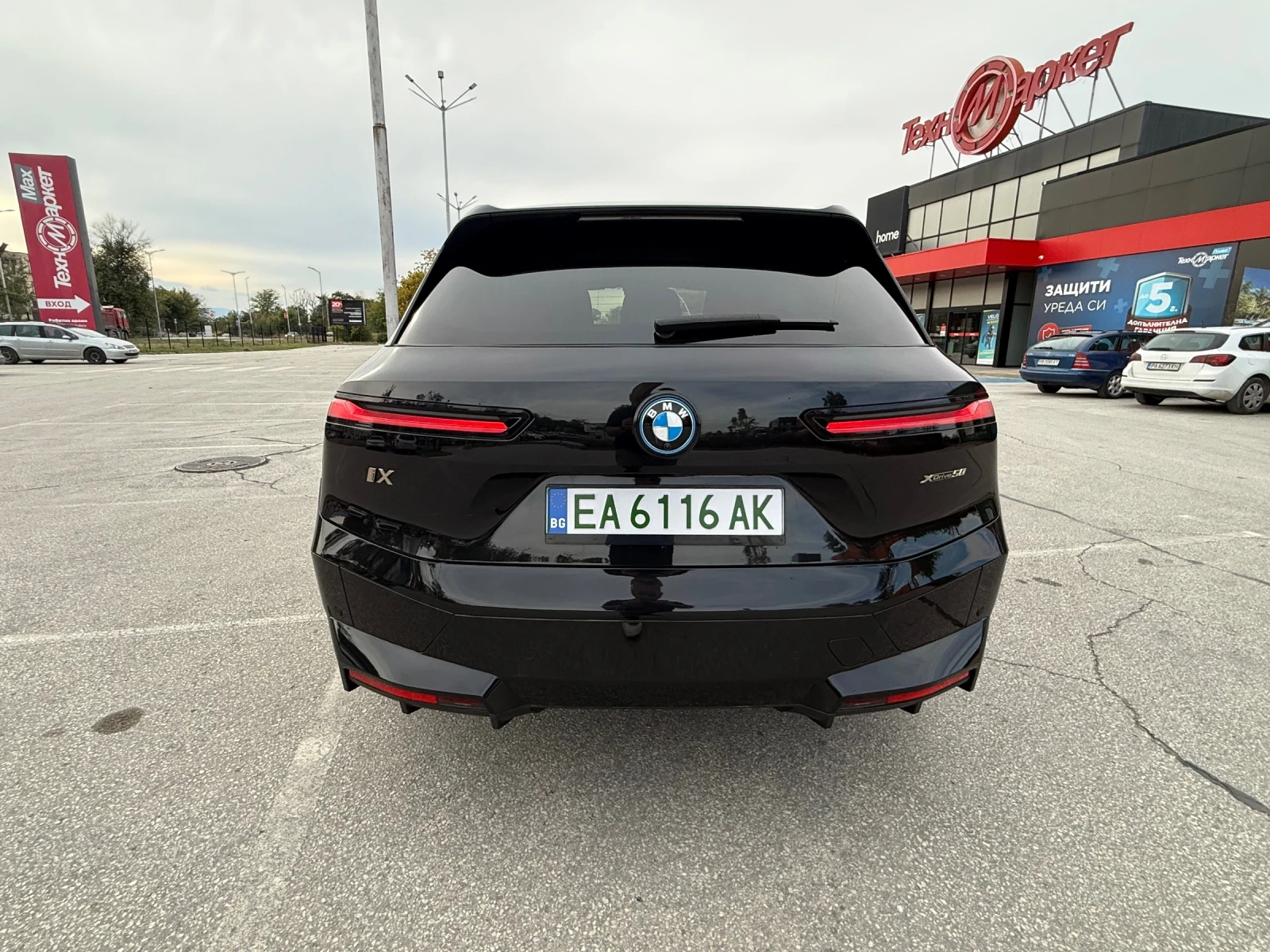 BMW iX BMW IX M50 BLACK AND GOLD | Mobile.bg � ����������� 5