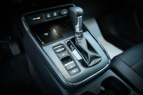 Honda Cr-v 2026 Hybrid Touring , снимка 11