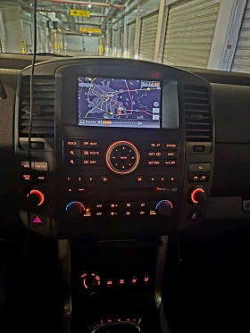 Nissan Pathfinder 3.0 V6 dCi 7 места, снимка 12