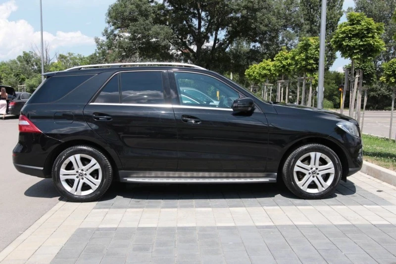 Mercedes-Benz ML 350 Designo/Softclose/Harman/Distronic/Panorama-FULL-, снимка 1 - Автомобили и джипове - 46145826