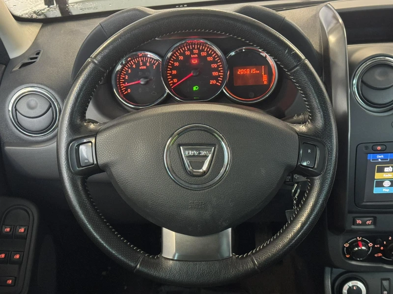 Dacia Duster 1.5DCI 4X4, снимка 10 - Автомобили и джипове - 51984182
