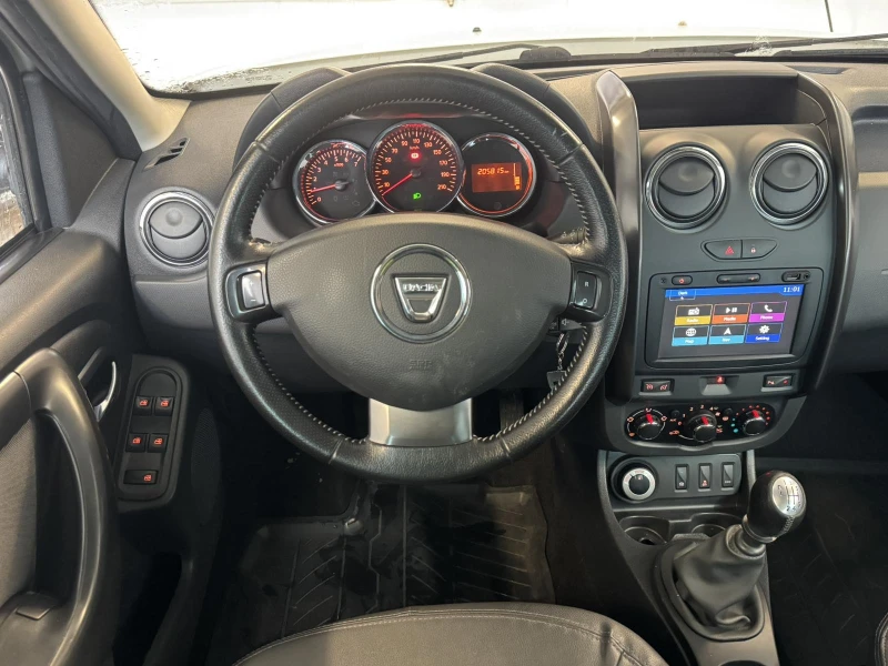 Dacia Duster 1.5DCI 4X4, снимка 9 - Автомобили и джипове - 51984182