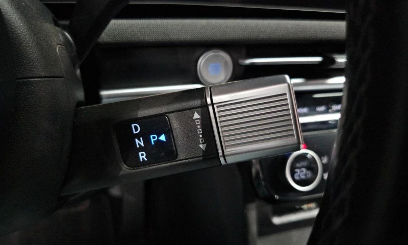 Hyundai Tucson Gasoline 1.6 Turbo 2WD Premium, снимка 9 - Автомобили и джипове - 52046255