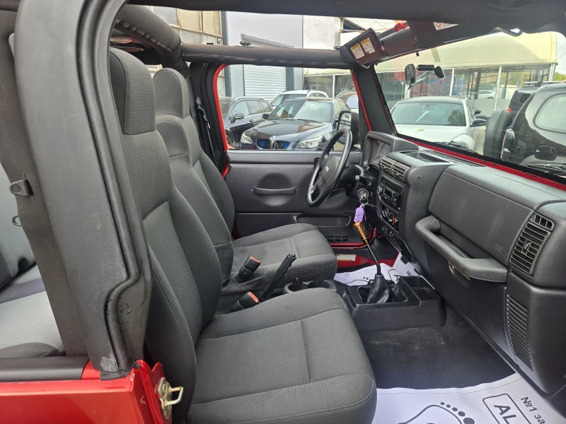 Jeep Wrangler, снимка 8 - Автомобили и джипове - 52114868