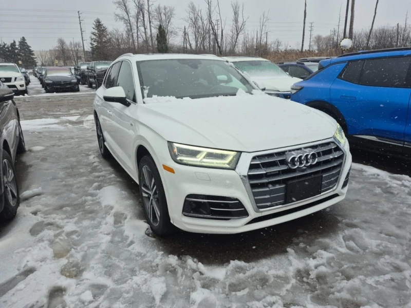 Audi Q5 * TECH PRESTIGE * CARFAX * БЕЗ ПЪРВОНАЧАЛНА ВНОСКА, снимка 2 - Автомобили и джипове - 52957019