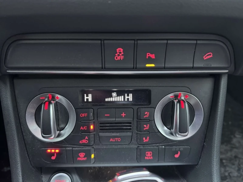 Audi Q3 * quattro Prestige * CARFAX * ЦЕНА ДО БГ, снимка 8 - Автомобили и джипове - 53222528