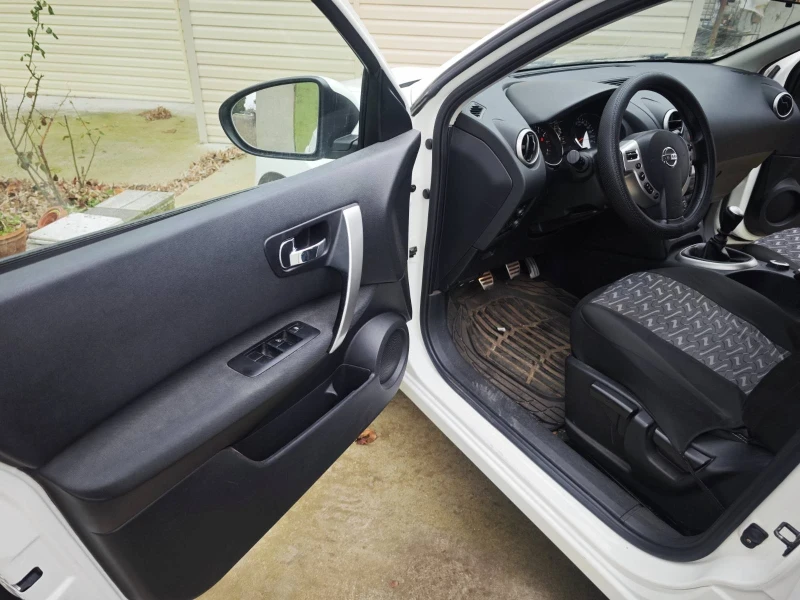 Nissan Qashqai + 2  4х4, снимка 13 - Автомобили и джипове - 53265401