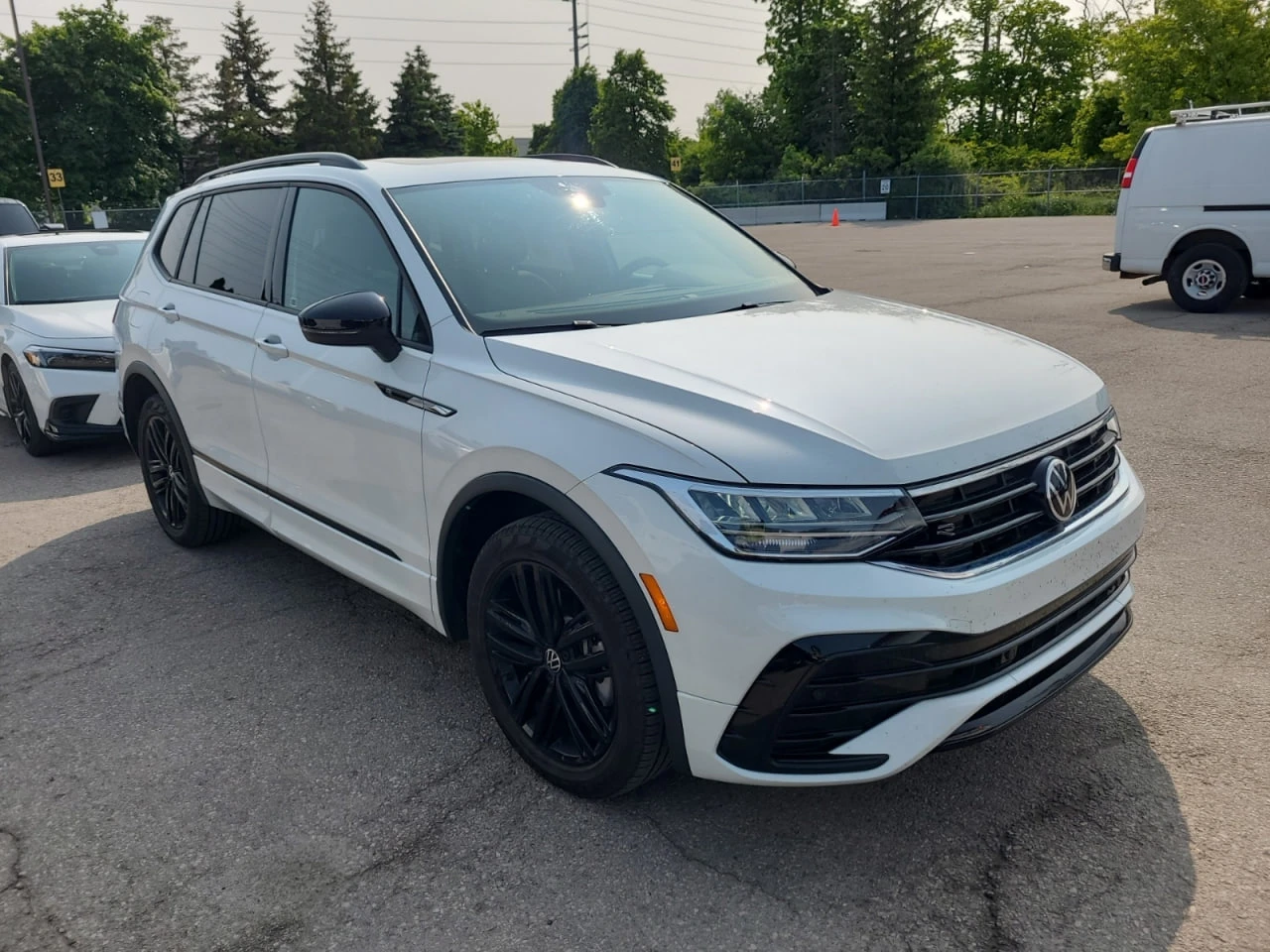 VW Tiguan * CARFAX* АВТОФИНАНСИРАНЕ* БЕЗ ПЪРВОНАЧАЛНА ВНОСКА - изображение 2