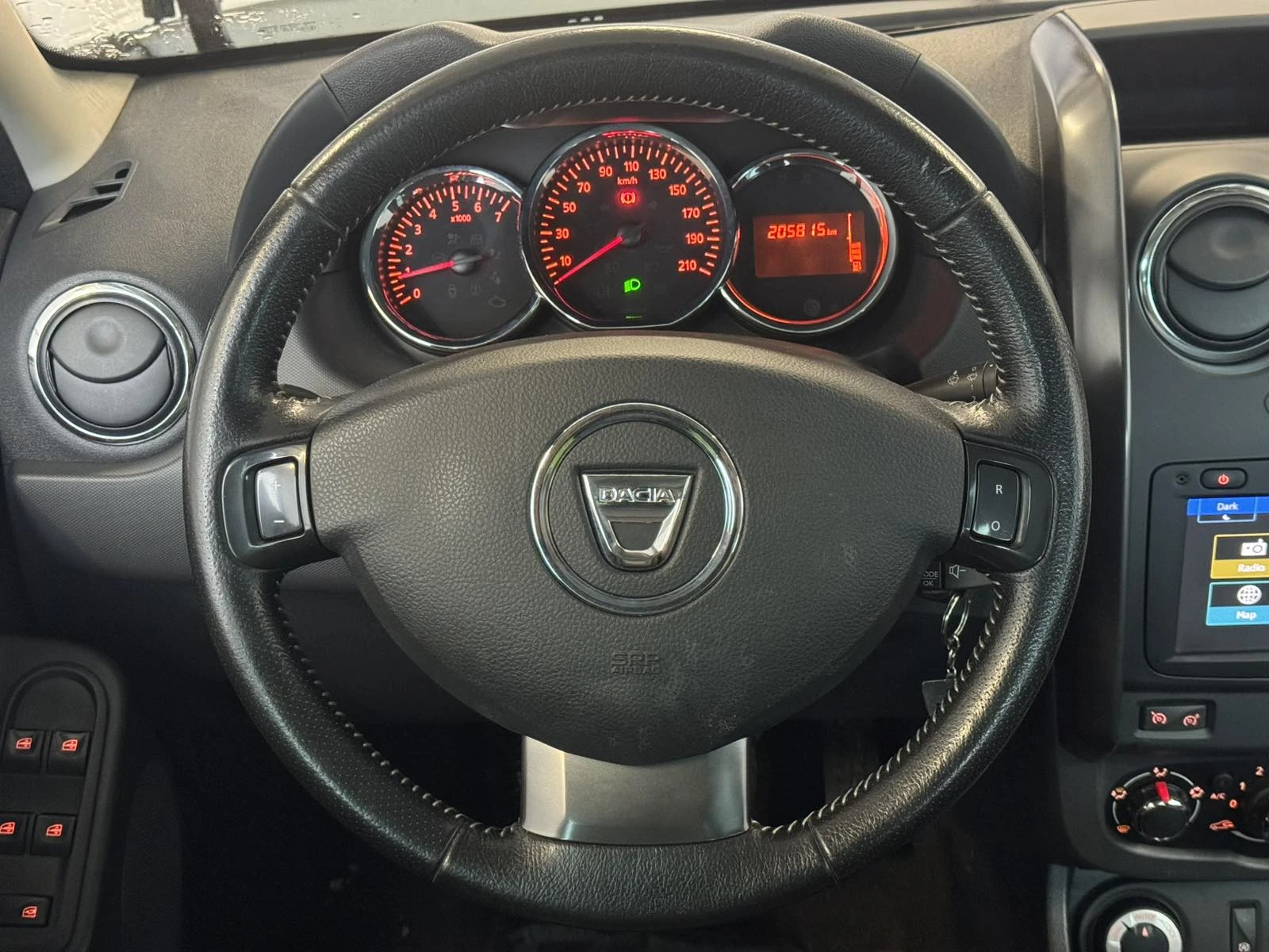 Dacia Duster 1.5DCI 4X4 - изображение 10