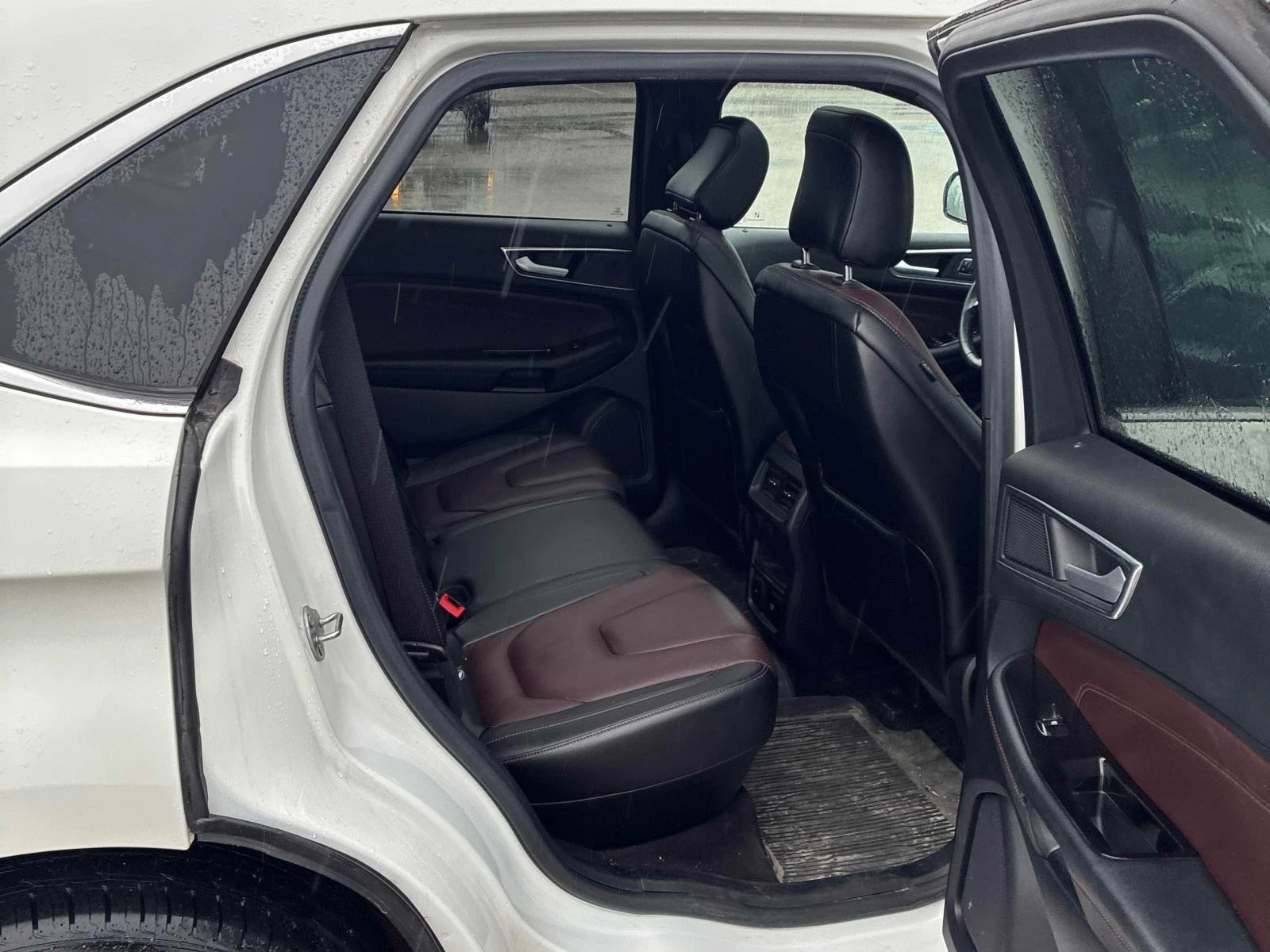 Ford Edge Titanium* Задна камера* Шибидах* Подгрев* Обдухван, снимка 12 - Автомобили и джипове - 53963199